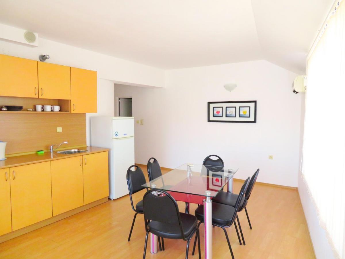 Апартамент Съни Хаус - Sunny House Apartment Byala  Ngoại thất bức ảnh